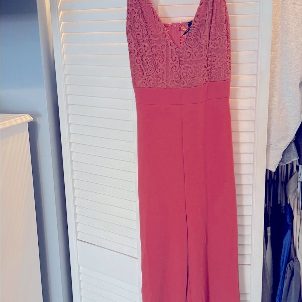 Elegant Lace-Top Jumpsuit in Rusty Coral